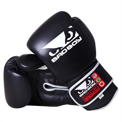 Перчатки боксерские Bad Boy Pro Series Leather Training Gloves