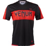 Футболка Venum Competitor Dry Fit Red Devil - фото 14533