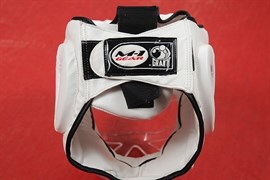 Шлем кожаный для тренировок с защитой - вид сзади